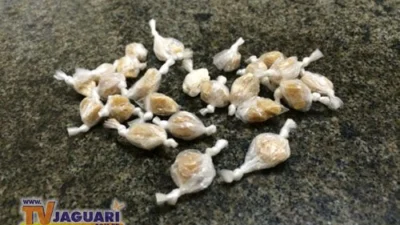 Ajudante dispensa entorpecente e é abordado pela PM