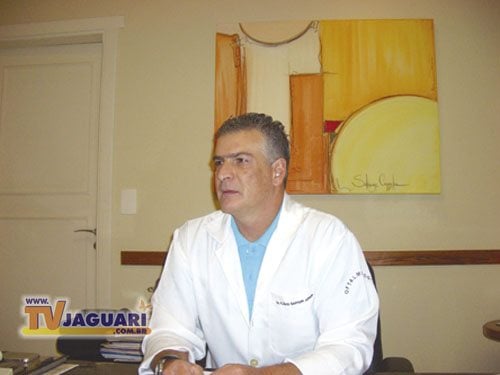 Dr. Flávio Sartori Júnior, Oftalmologista CRM 67764  Medclin Cosmópolis, Rua dos Expedicionários Contato: (19) 3872-1345 Rua Dr. Antonio da Costa Carvalho, 287  Cambuí - Campinas Contato: (19) 3294-5115 