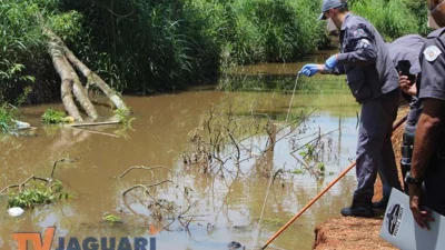 Pescadores encontram partes de um corpo boiando
