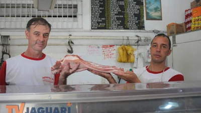 Crise aumenta a procura por carne suína