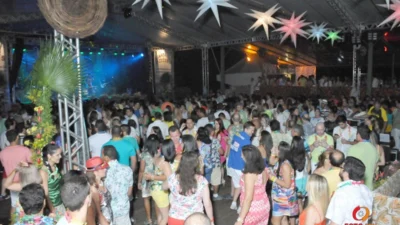 Tradicional Baile do Hawaí do Cosmopolitano F. C. acontece dia 23