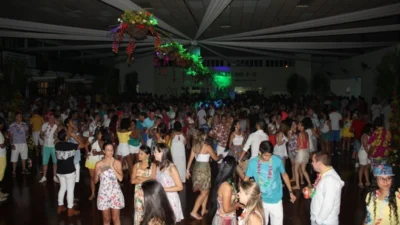 Galeria de fotos do Baile do Havaí 2016