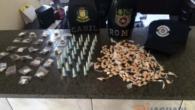 Adolescente pula muro e finge estar dormindo para não ser pego com drogas