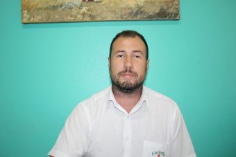 Guilherme Kowalesky Fisioterapeuta Pós-Graduado em Traumatologia e Ortopedia Crefito: 3-122363F Fisioclin: (19) 3872-1545 