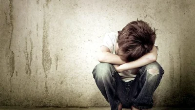 Saiba como notar se seu filho está com depressão ou usando drogas