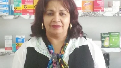 Vanderluci é farmacêutica, ama a família e leva a vida com muita alegria
