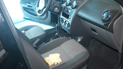 Conheça como é feita a  lavagem a seco do estofado