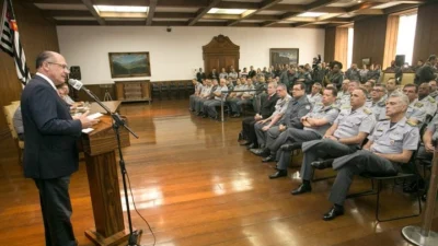 Alckmin sanciona lei que altera regras para ingresso na PM