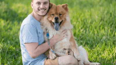 Valber tem muito orgulho de seu xodó Fred, da raça Chow-Chow
