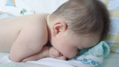 Veja como criar uma rotina de sono para os bebês