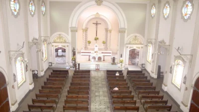 Viaje pela estrutura interna da  Igreja Matriz da Paróquia Santa Gertrudes