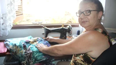 Diante da crise, aumenta a procura por reformas de roupas em Cosmópolis