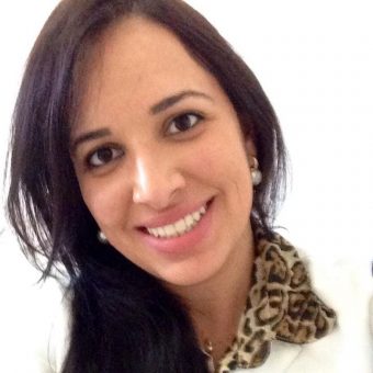 Dra. Fernanda Dias Cirurgiã Dentista A F Odontologia Integrada Fone: 3872-3412