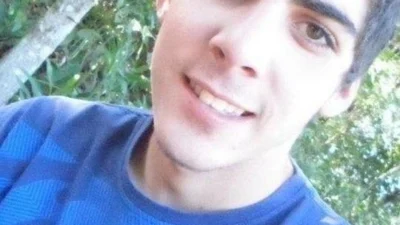 Corpo de jovem morto em acidente foi enterrado na tarde de domingo (8)
