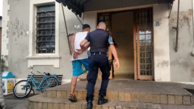 Homem é preso em flagrante após roubo a estudante