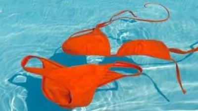 Verão e roupas molhadas favorecem  o desenvolvimento de infecção urinária
