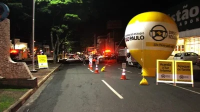 Programa Direção Segura autua 14 motoristas em Paulínia