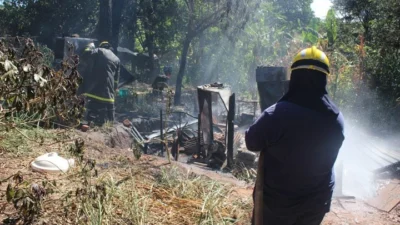 Defesa Civil é acionada para apagar dois incêndios em chácaras