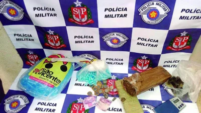 Dois homens são presos acusados de tráfico de drogas no Chico Mendes