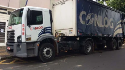 Caminhão de cerveja roubado é encontrado vazio em Cosmópolis