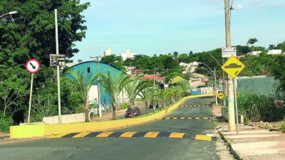 Implantação de lombadas no município depende de autorização e análise técnica