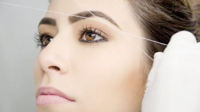 Conheça a depilação egípcia com linha