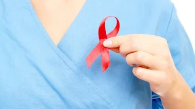 Brasil tem queda de 5,2% em casos de Aids em 2016, segundo Ministério da Saúde