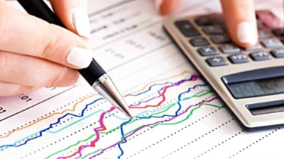 Queda nos juros não reflete mudanças no bolso da população, diz economista