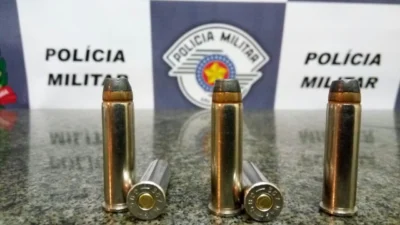 Suspeito por roubo de caminhão é preso portando munição de uso restrito