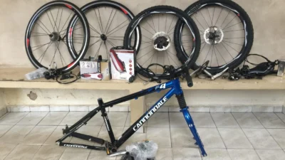 Desempregados são presos tentando vender peças de bicicleta furtadas em rede social
