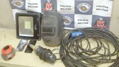 Dois homens são detidos acusados de receptação