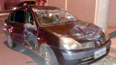 Motorista capota carro no Beto Spana após veículo cruzar preferencial