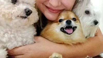 Priscila conta que, ao escolher os nomes das cachorrinhas, ela se inspirou no céu