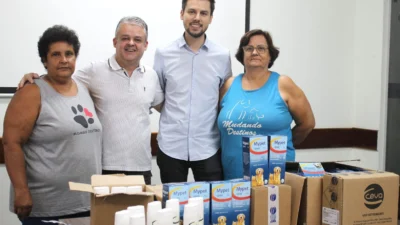 Projeto de Denúncia Animal faz doações para grupo voluntário
