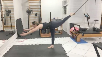 Conheça o Elastic Training: exercício de equílibrio corporal