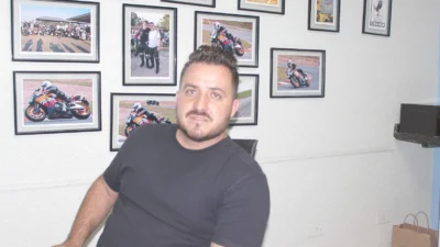 André é formado em Administração