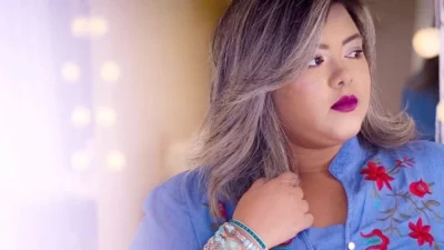 Felicidade resume-se a paz interior, não a um corpo perfeito, diz cabeleireira