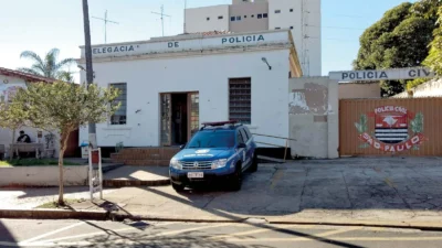 Adolescente é detido com celular roubado na noite anterior