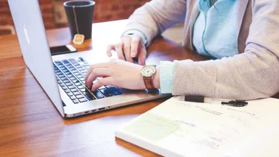 Organização é essencial para quem quer retomar os estudos na vida adulta