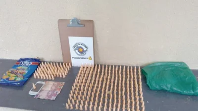 Jovem é preso por tráfico de drogas no Parque Andorinhas