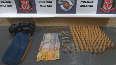 Adolescente e Auxiliar de Produção são abordados com drogas pela PM
