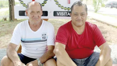 Moradores do Bela Vista IV constroem um campo de Malha na ‘Raul Veronezi’