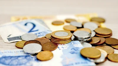 Entenda como deve ser realizado o pagamento do 13º salário