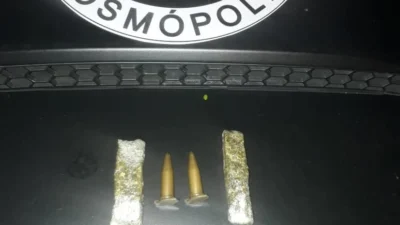 Jovem é detido com entorpecentes