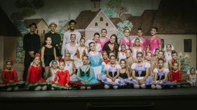 Espetáculo de Ballet ‘Aladdin’ se apresenta em Cosmópolis