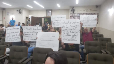 Câmara convoca vereadores para sessão extraordinária