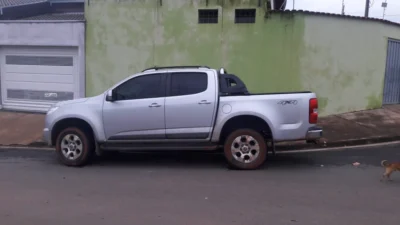GM recupera caminhonete S10 roubada na cidade de Limeira