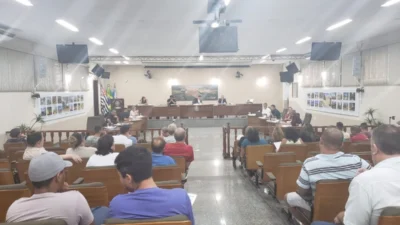 Primeira sessão do ano  ultrapassa três horas de duração