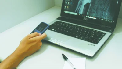 Uso excessivo de aparelhos eletrônicos pode causar problemas visuais