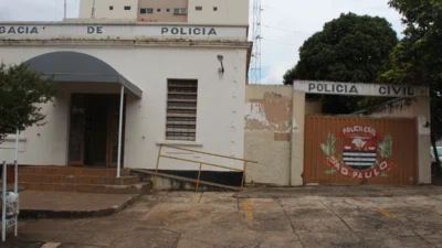 Em apenas oito horas, três veículos são localizados na cidade